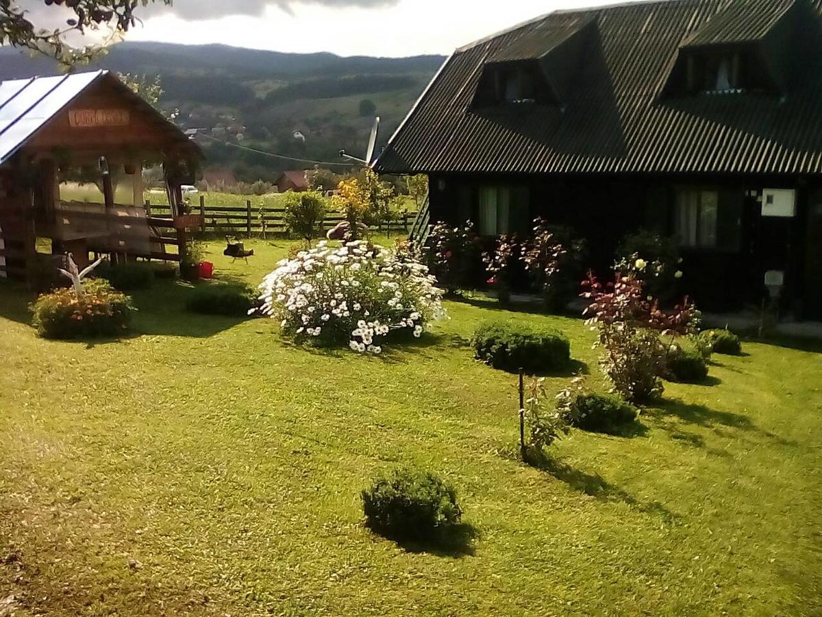 Holiday Home Vila Milka Kremna Eksteriør billede