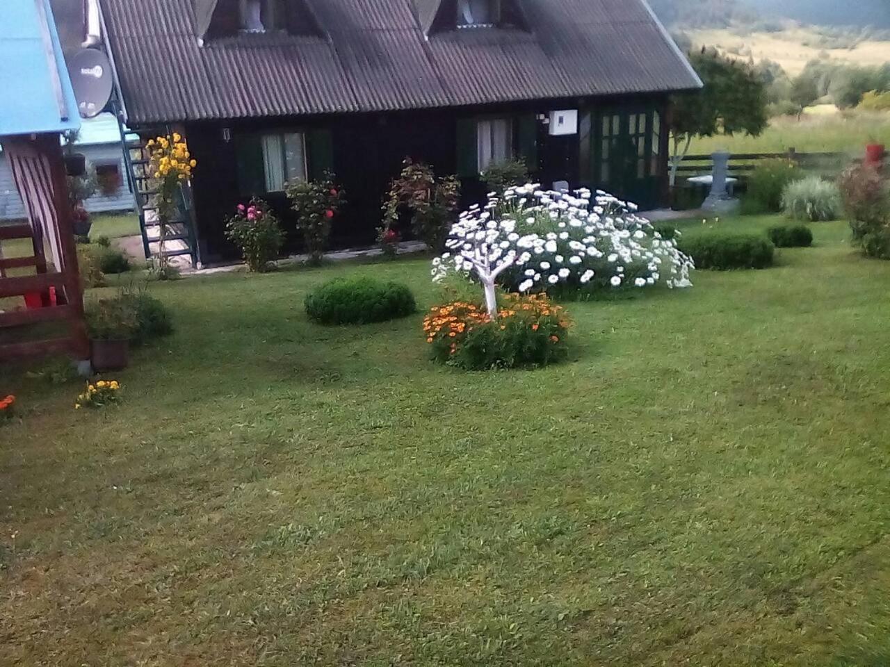 Holiday Home Vila Milka Kremna Eksteriør billede